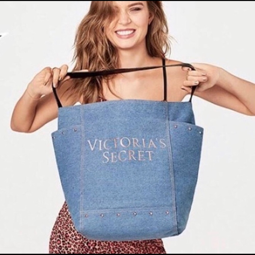NWT Jeans Victoria Secret’s shoulder bag